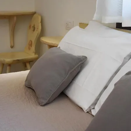 فندق مبيت وإفطار I Graniti Sardi 3*