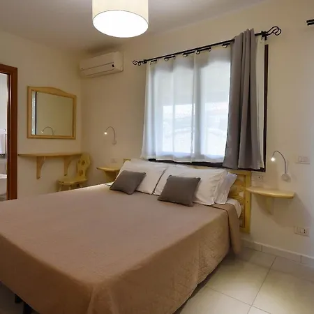 I Graniti Sardi לינה וארוחת בוקר וילסימיוס