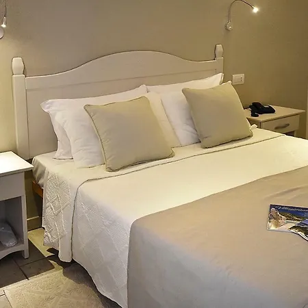 I Graniti Sardi לינה וארוחת בוקר