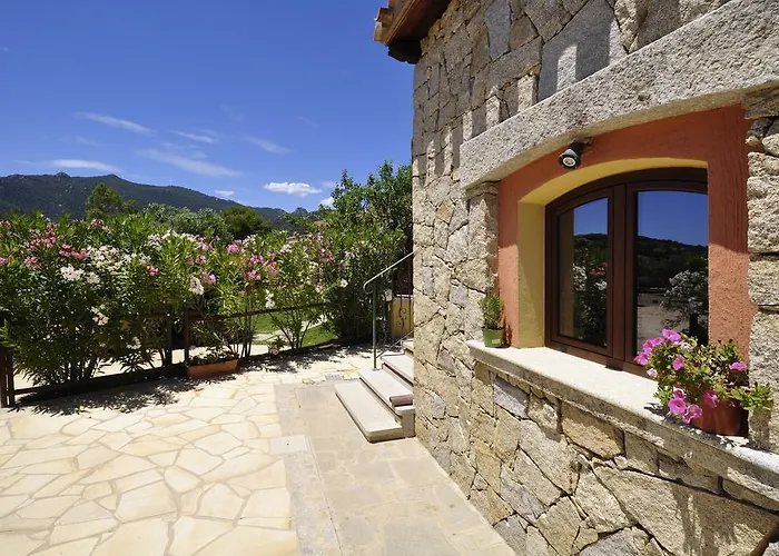 فندق مبيت وإفطار I Graniti Sardi فيلاّسيمِيوس