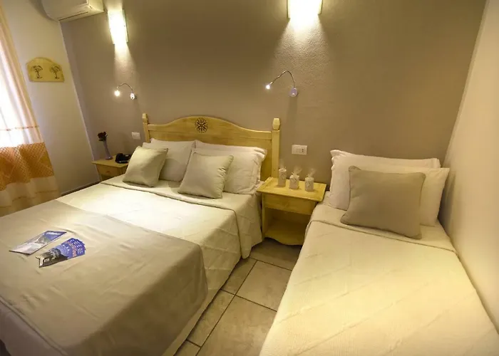 فندق مبيت وإفطار I Graniti Sardi 3*